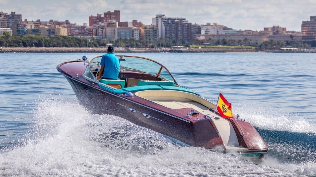 Riva Aquarama Special, Motor Yacht